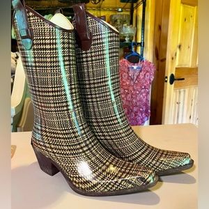 Corky’s‎ Rodeo rain boots. Ladies Size 8